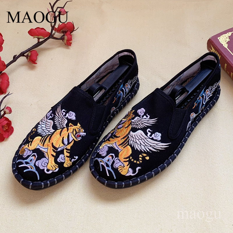 유니섹스 중국 스타일 자수 슬립온 신발 드래곤 타이거  - Men'S Shoes Slip On 리뷰 및 가격